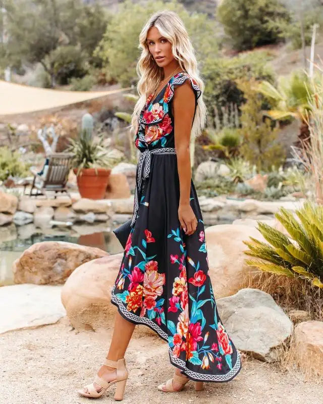 Rochie petrecută florală cu bordură decorativă