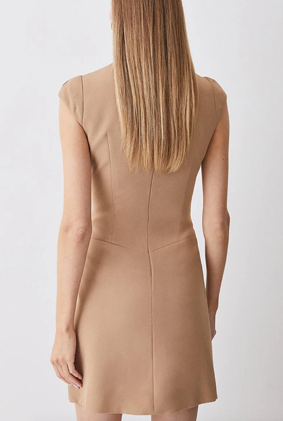 Plissiertes Mandarin-Zip-Kleid