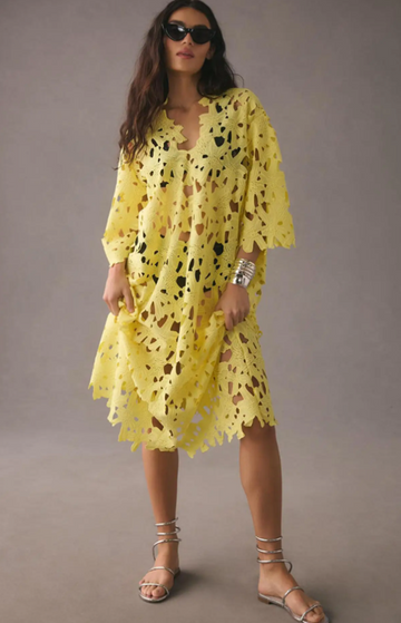 Rochie midi elegantă cu decolteu în V din dantelă