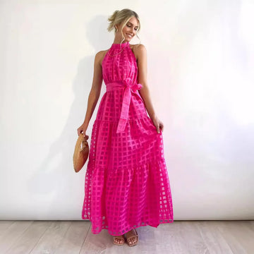 Rochie Maxi Texturată cu Decolteu Halter și Volane