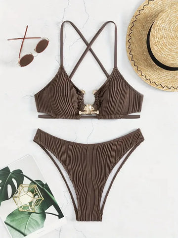 Bikini marrón de tirantes finos