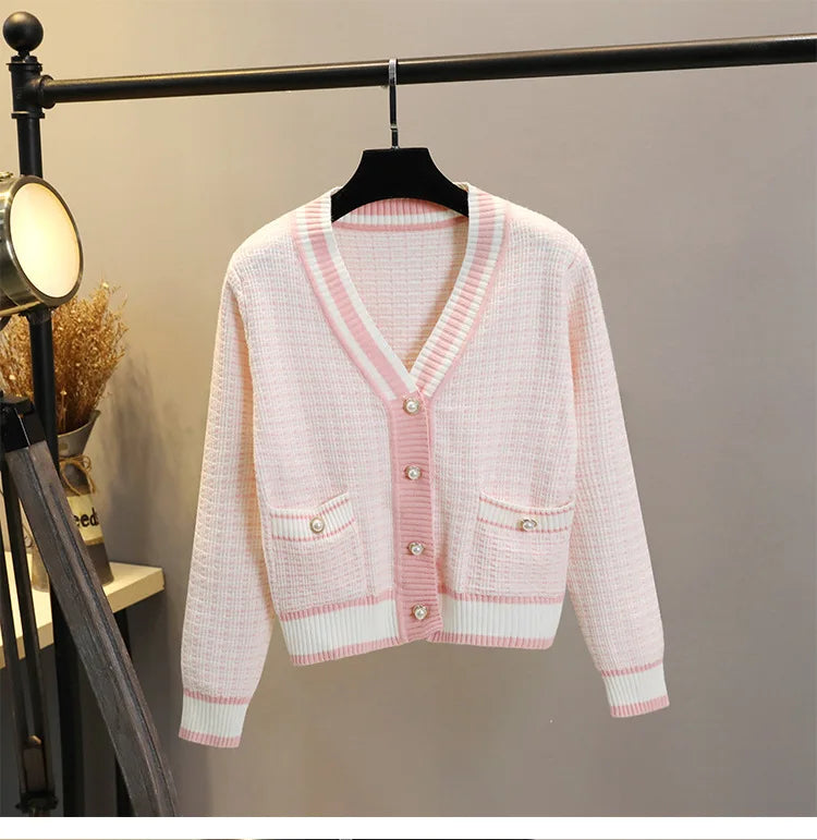 Maya Strickjacke mit V-Ausschnitt