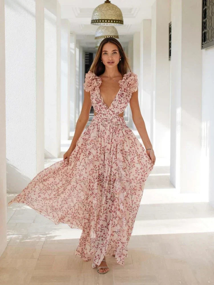 Rochie lungă cu decupaje și mâneci fluture