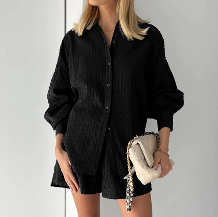 Set de top cu mânecă lungă supradimensionat și pantaloni scurți relaxați