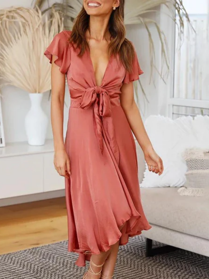 Rochie midi cu mâneci fluture și răsucire