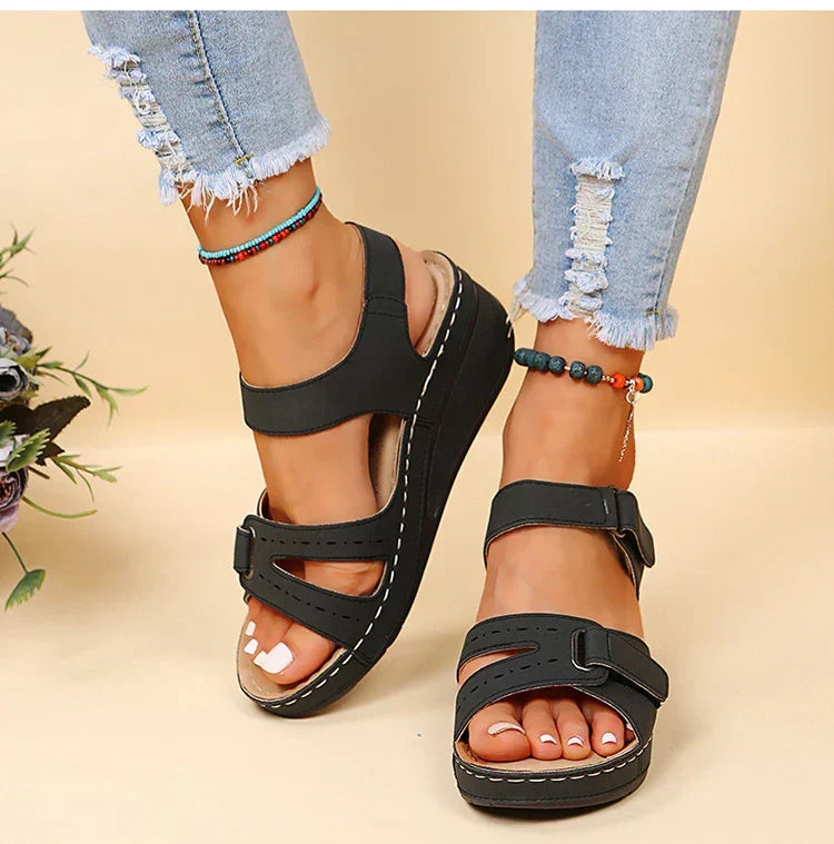 Sandale Wedge cu Barete Reglabile