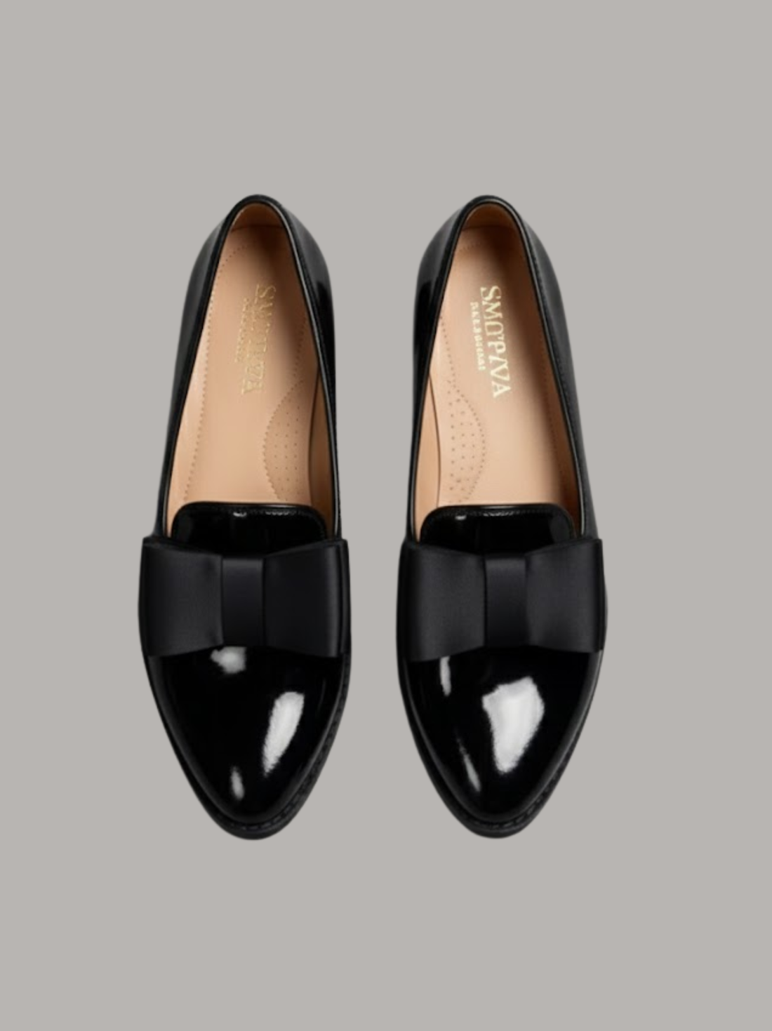 Mocassins pointus vernis avec nœud